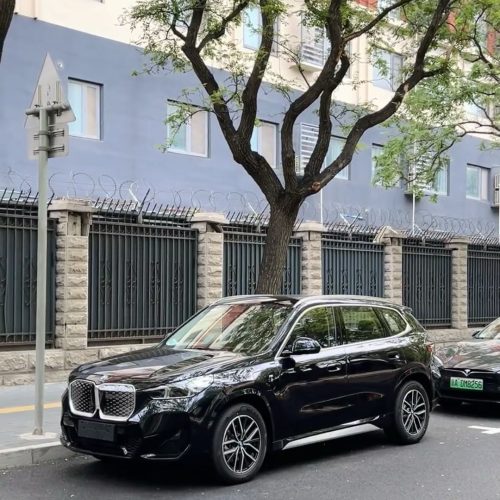 BMW iX1