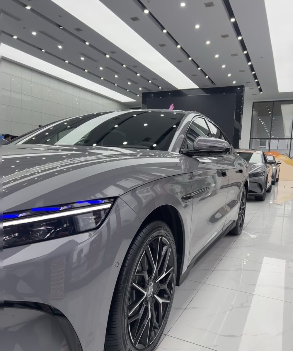 BYD Han 85,4 kWh (245 л.с.) 701km zunrong