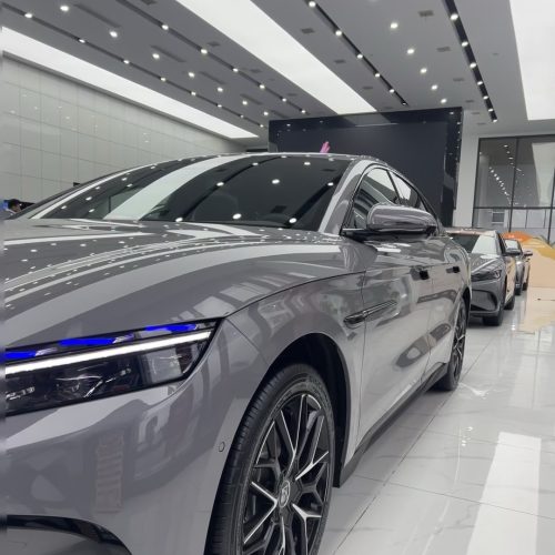 BYD Han 85,4 kWh (245 л.с.) 701km zunrong