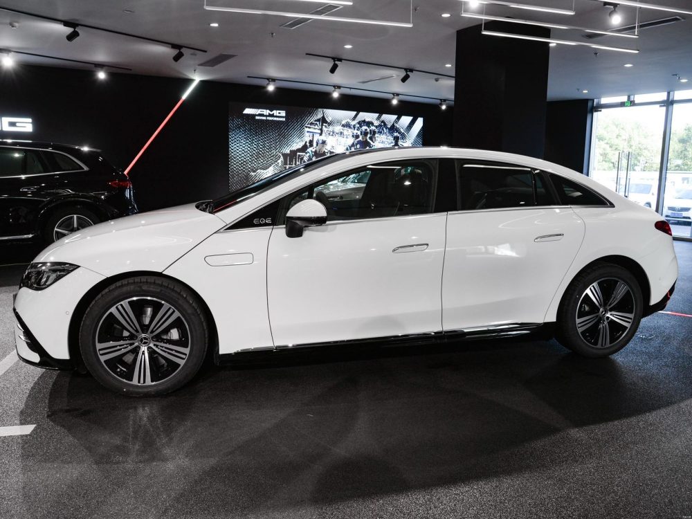 Mercedes-Benz EQE EQE 500 4Matic (408 л.с.) LUXURY