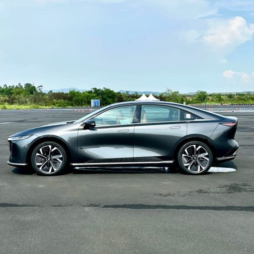 EZ-6 EV 600