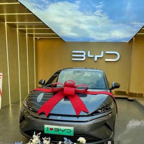 BYD Qin L EV 56.64kWh (218 л.с.) zhuoyue