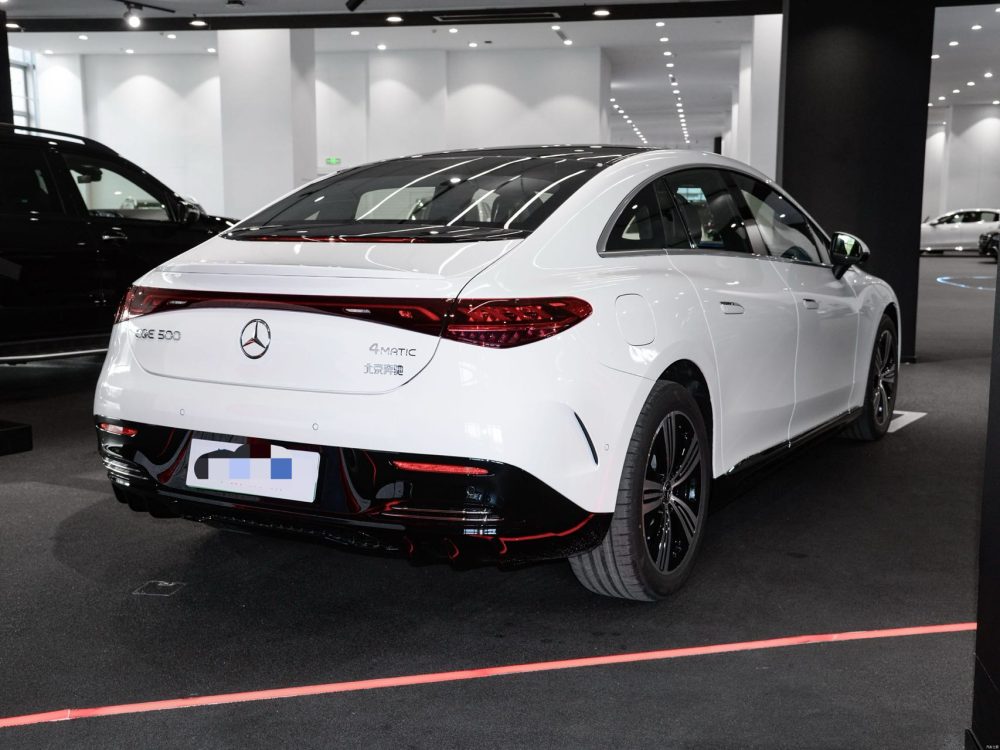 Mercedes-Benz EQE EQE 500 4Matic (408 л.с.) LUXURY
