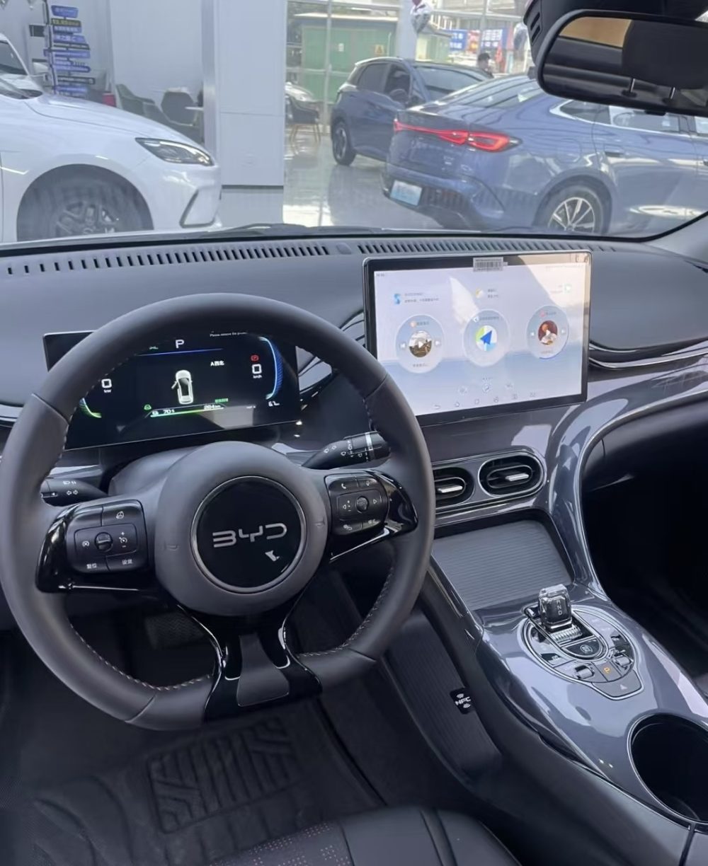 BYD e2 43,2 kWh (95 л.с.) LUXURY