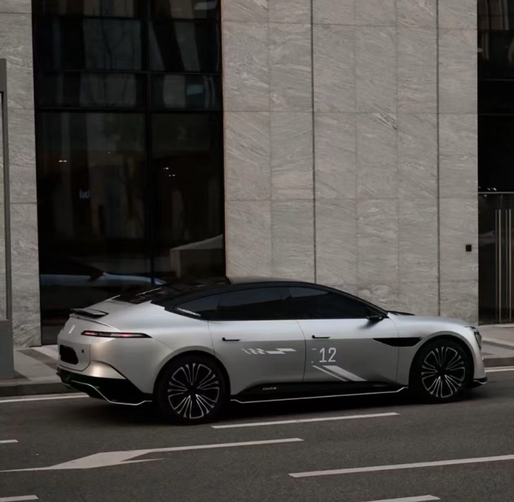 Avatr 12 94,5 kWh (313 л.с.) EV MAX 4WD