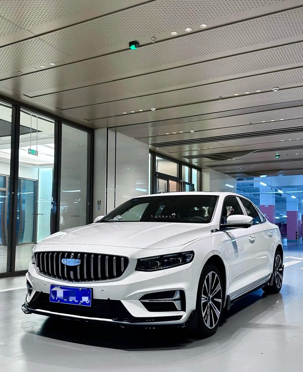 Geely Preface 2,0 DCT (200 л.с.) wang yue
