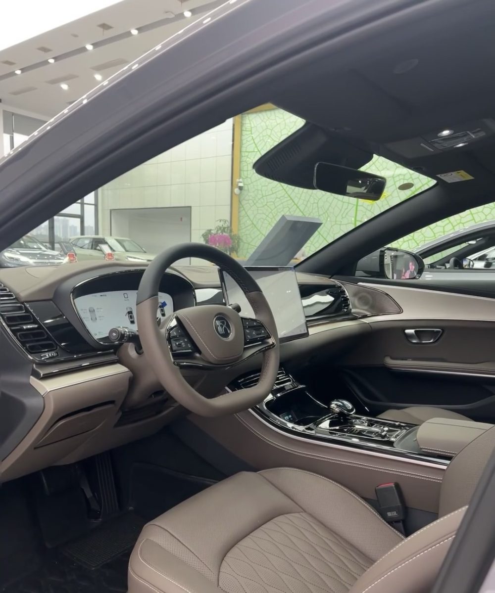 BYD Han 85,4 kWh (245 л.с.) 701km zunrong